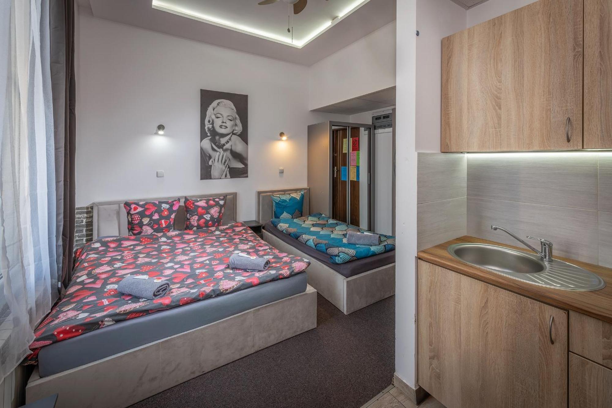70S Business Room Cracovia Esterno foto